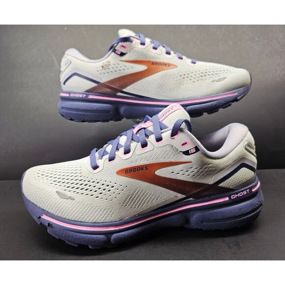 Brooks Shoes - Brooks Women 7 Comfy footwear